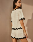 Contrast Trim V-Neck Shorts Set