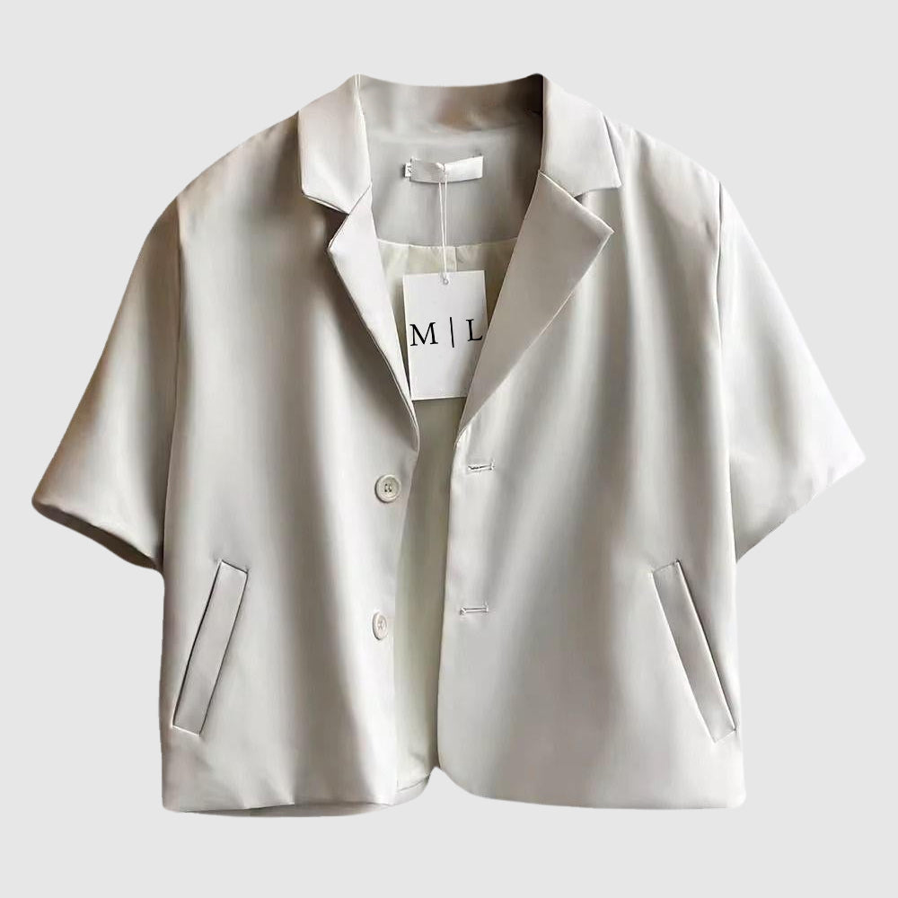 Trendy crop sleeveless blazer